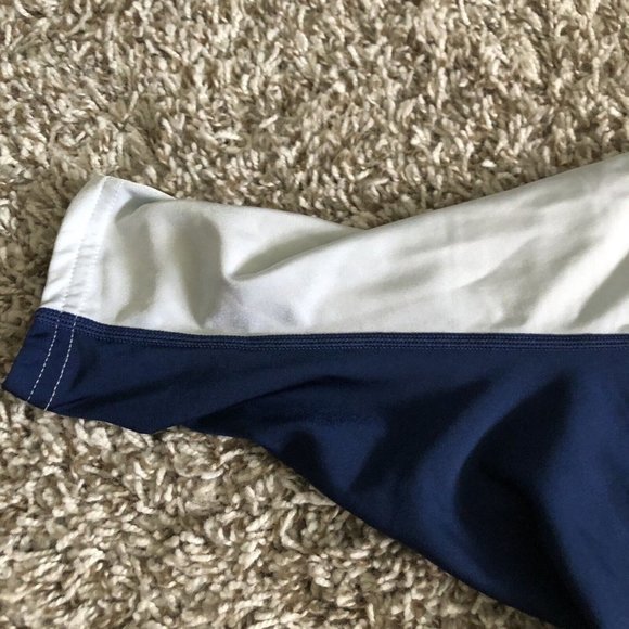 Oneill Boy's Performance 50+ SPF Rashguard Swim Shirt Size M Logo - Picture 2 of 11